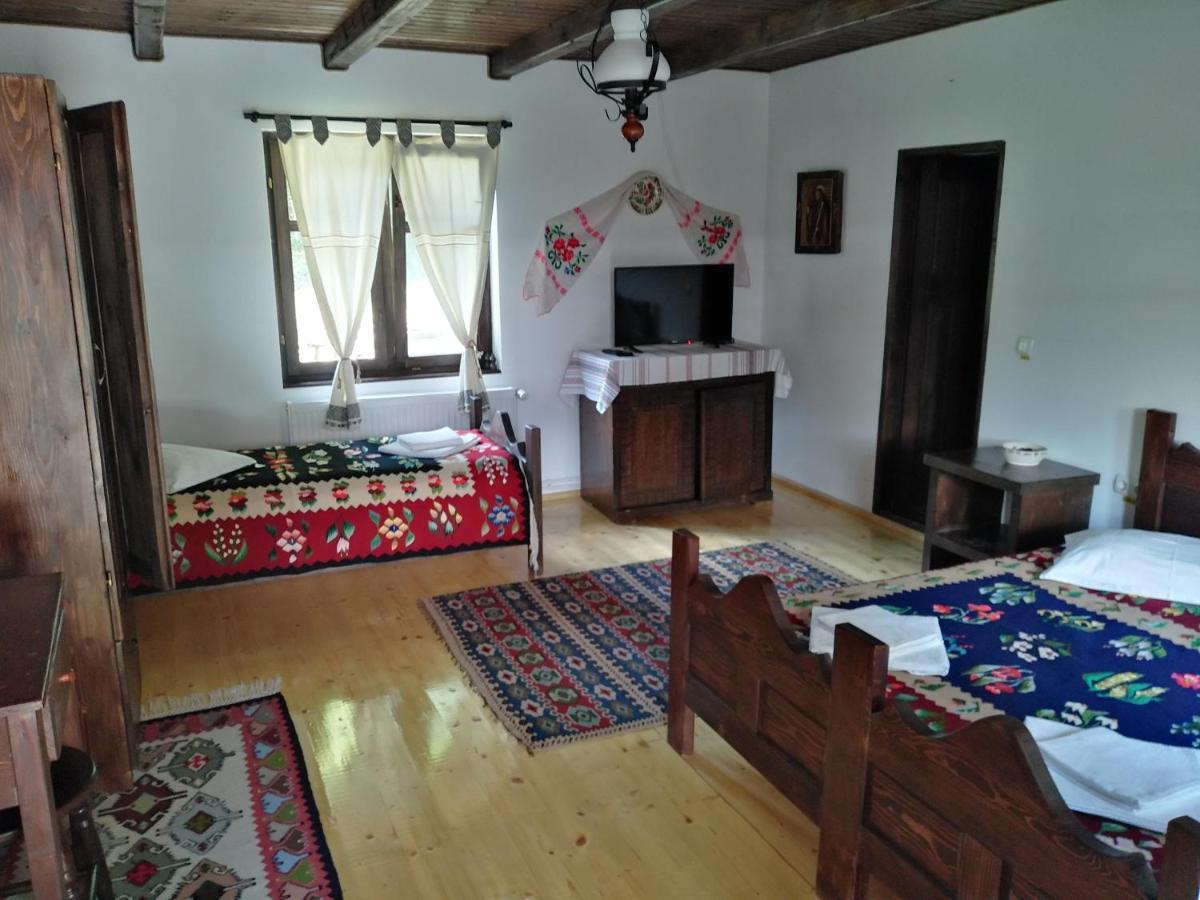 Casuta Din Valea Regilor Villa Gradistea de Munte Exterior foto