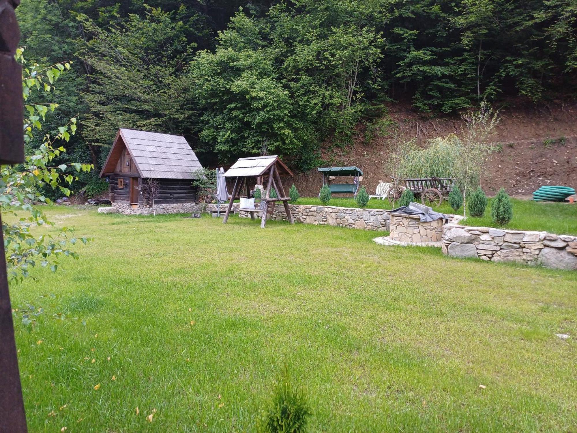 Casuta Din Valea Regilor Villa Gradistea de Munte Exterior foto