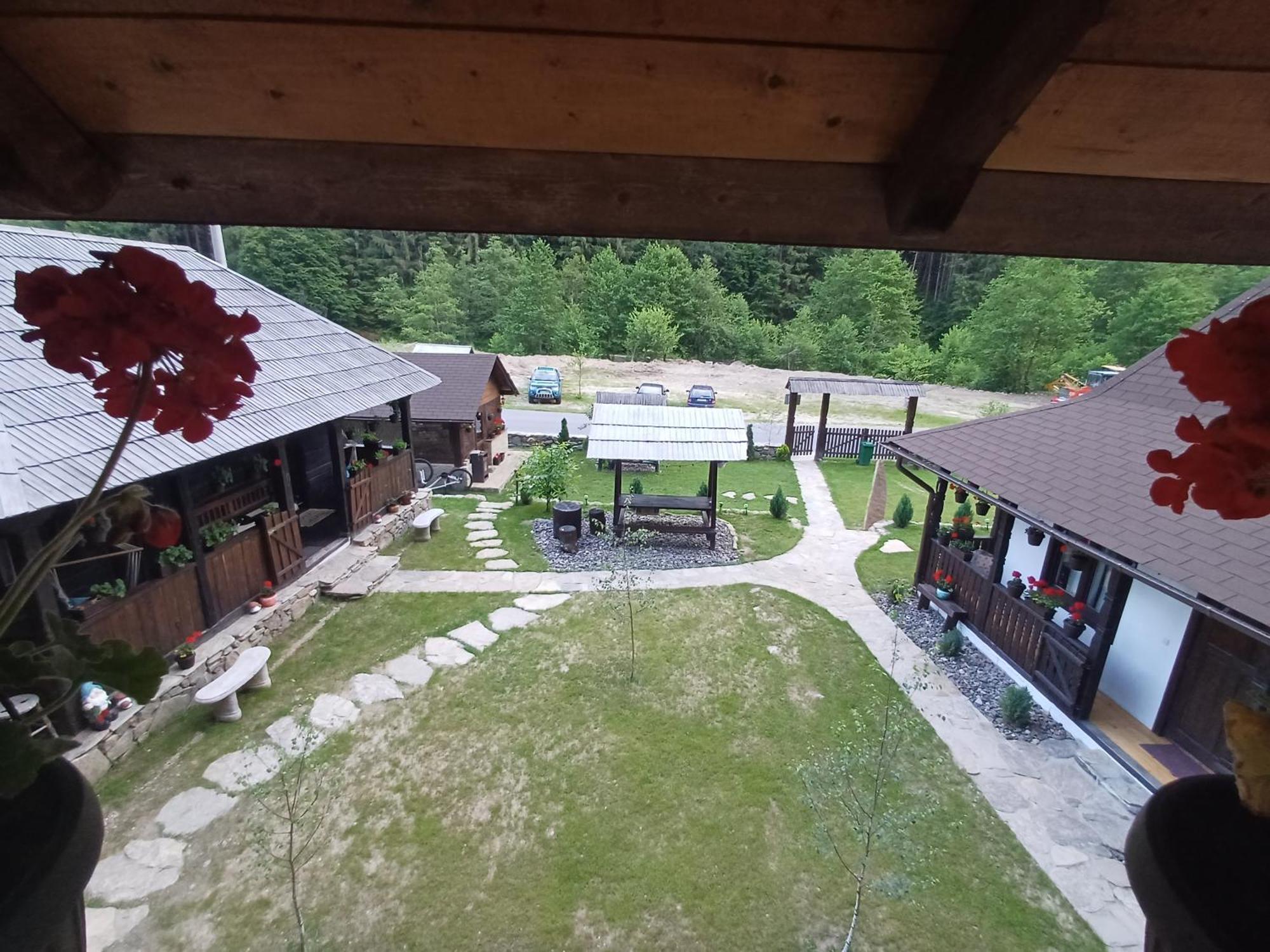 Casuta Din Valea Regilor Villa Gradistea de Munte Exterior foto